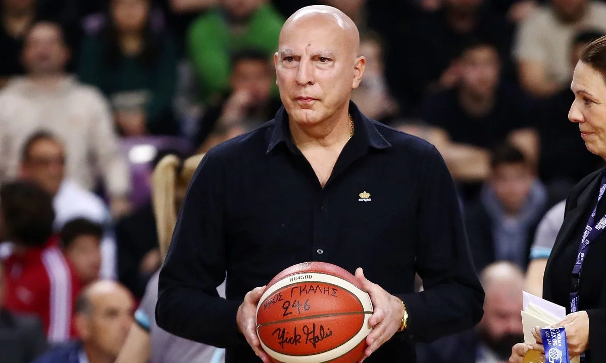 Η Ελλάδα που διψά για έναν νέο... Γκάλη και τα λάθη που της κοστίζουν διασυρμό απέναντι στην Τουρκία - Ένας κοντός σκόρερ ρε... παιδιά