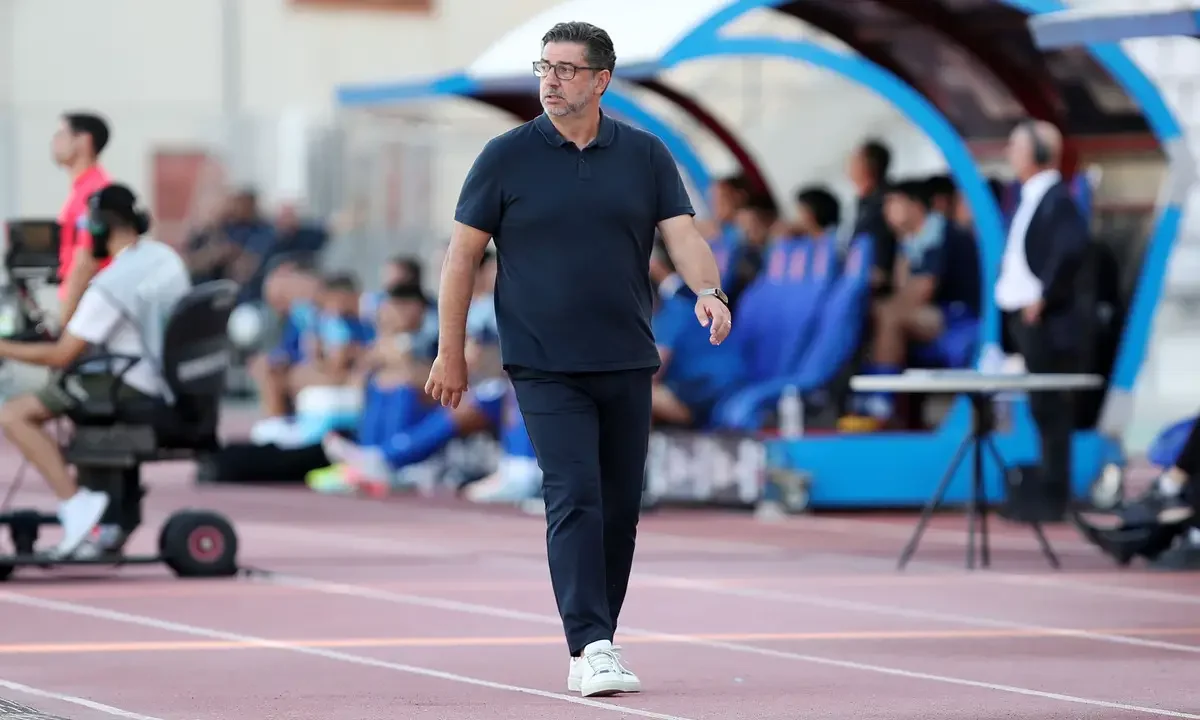 Ο Τάκης Φύσσας ήταν αν όχι ο μόνος, αλλά από τους ελάχιστους που προέτρεψαν τον Αλαφούζο να μην αλλάξει το καλοκαίρι τον Βιτόρια.
