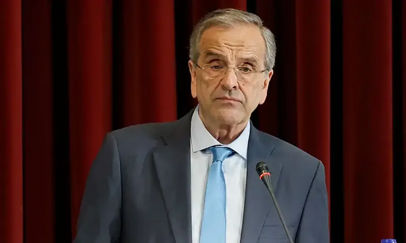 Αντώνης Σαμαράς - Τέμπη: Παρέμβαση ανθρωπιάς από τον χαροκαμένο πατέρα –  Ανήθικο το «όχι» στους γονείς για εκταφή των παιδιών τους