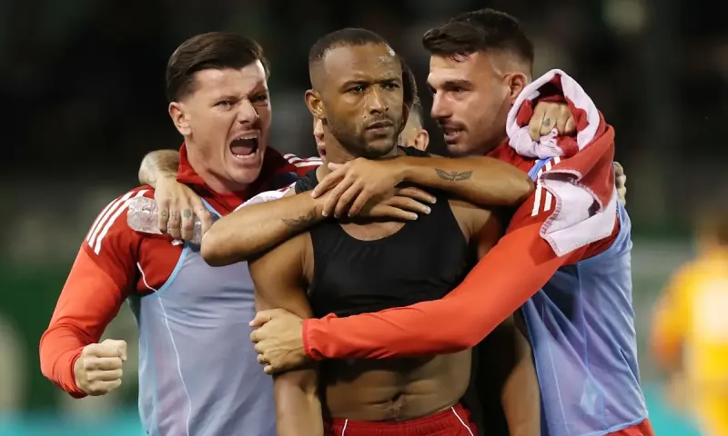 Super League 1: Εκτοξεύτηκε ο Ολυμπιακός για την κατάκτηση - Μόλις 1% ο Παναθηναϊκός!