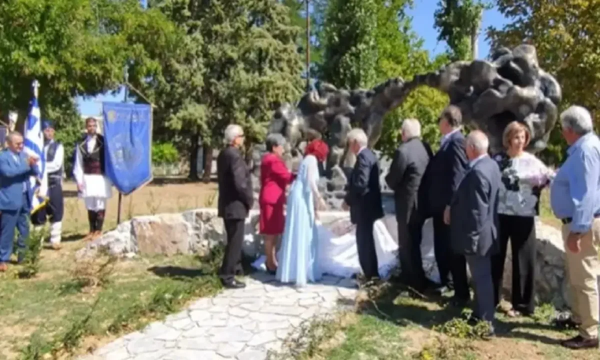 Το μνημείο της Σμύρνης στην Πτολεμαΐδα εξόργισε την Τουρκία