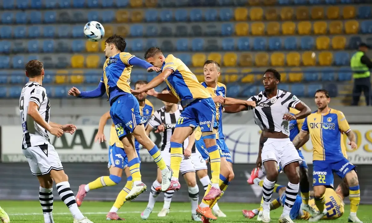 Βαθμολογία Super League 1: Ολυμπιακός και ΑΕΚ πλέον έχουν τους ίδιους βαθμούς μια και ο ΠΑΟΚ δεν πέρασε από την Τρίπολη