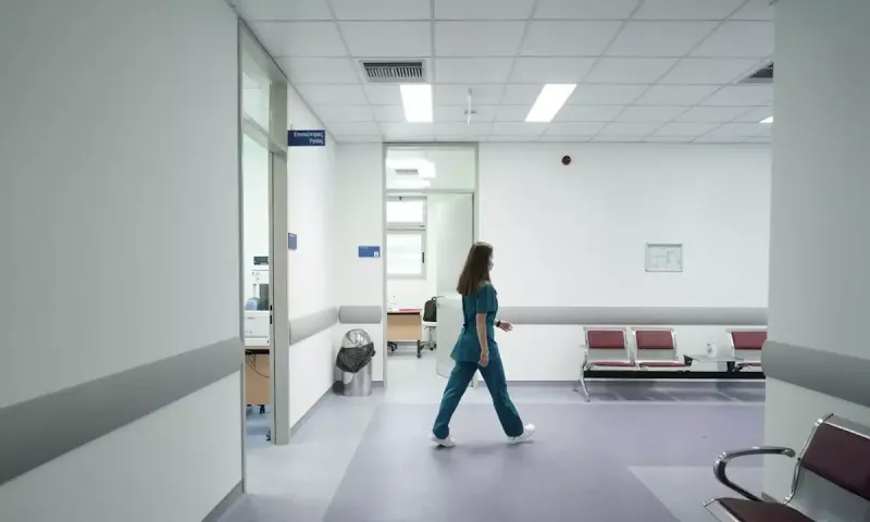 Ιατρικά λάθη στο ΕΣΥ: Σιωπηρό έγκλημα η υποστελέχωση των νοσοκομείων - 6 στους 10 νοσηλευτές έχουν χορηγήσει λάθος φάρμακο!