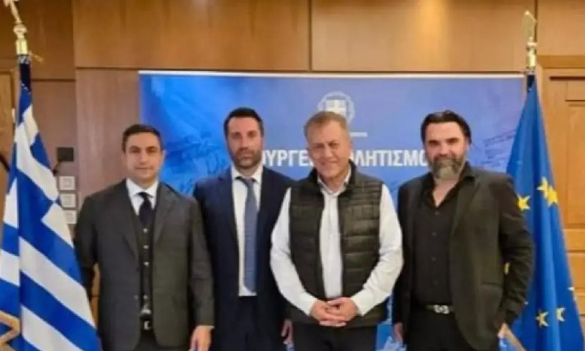 Ποδόσφαιρο: Με τον Υπουργό Γιάννη Βρούτση συναντήθηκε αντιπροσωπεία του Συνδέσμου των Ελλήνων ατζέντηδων ποδοσφαίρου