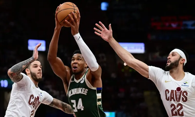 Όλο το NBA υποκλίνεται στον Γιάννη Αντετοκούνμπο – Ιστορική εκκίνηση για τον «Greek Freak»
