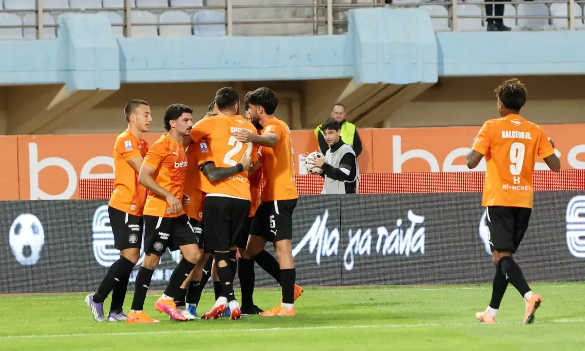 Ο ΟΦΗ επικράτησε 2-1 του Ηρακλή με ανατροπή στο Παγκρήτιο, έκανε το 3Χ3 στο Κύπελλο Ελλάδας Betsson υπό το βλέμμα του Χρήστου Κόντη