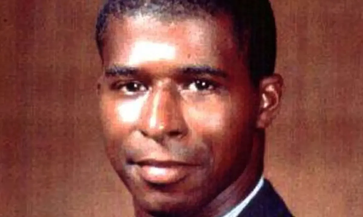 Robert Henry Lawrence Jr. πρώτος μαύρος αστροναύτης των Ηνωμένων Πολιτειών σε στρατιωτική στολή