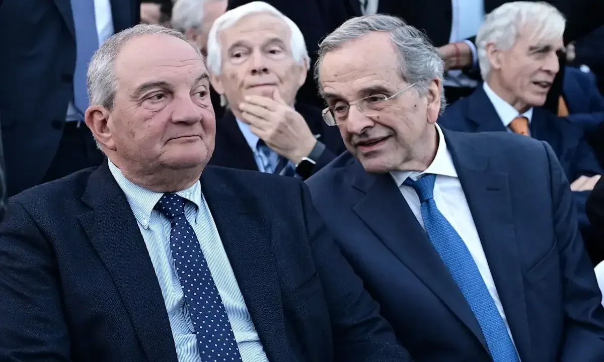 Πεντάγωνο: Η φαινομενική «ανακωχή» Μητσοτάκη - Δένδια, δεν μπόρεσε να επισκιάσει την ηχηρή απουσία των δύο πρώην πρωθυπουργών.