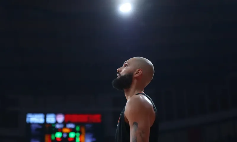 Ολυμπιακός - Χάποελ Τελ Αβίβ 62-58: Δεν έχασε από τον Μίσιτς αν και ο Σέρβος το προσπάθησε πολύ
