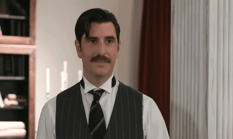Grand Hotel επόμενα επεισόδια: Σε σοκ ο Ρήγας που δεν πιστεύει στα μάτια του!