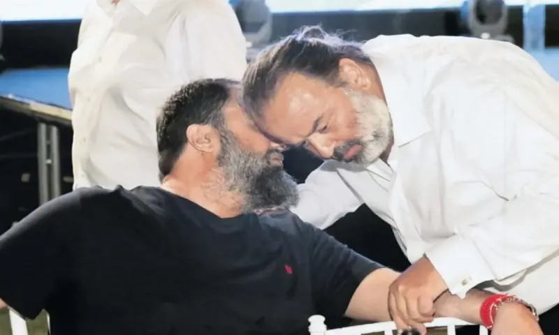 Τα είπαν από κοντά Μαρινάκης και Ηλιόπουλος!