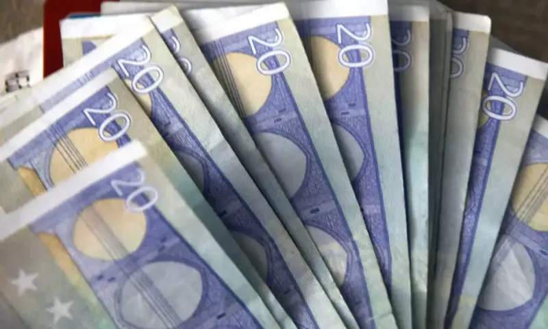 Eurostat: Κολλημένη στον «πάτο» της φτώχειας η Ελλάδα – Προτελευταίοι οι Έλληνες σε μέσο ετήσιο μισθό