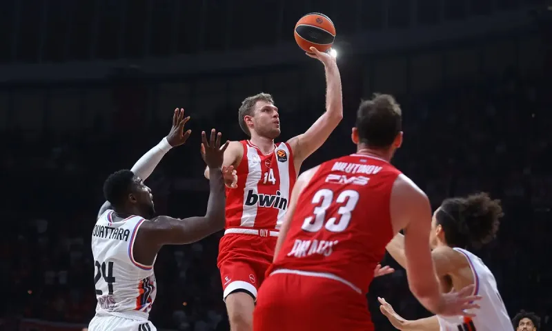 Ολυμπιακός - Παρί 98-86: Κέρδισε αλλά αν μείνει στη νίκη τότε θα είναι σαν να έχασε