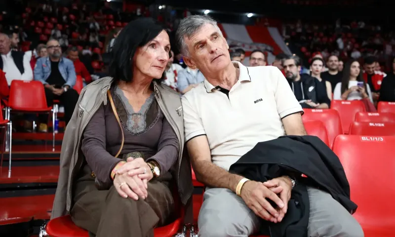 Ολυμπιακός : Δεν θα μπορούσε να πει όχι στο νέο συμβόλαιο ο Μεντιλίμπαρ