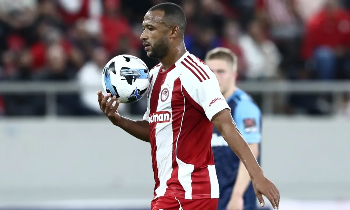 Ακόμα μία εύστοχη εκτέλεση πέναλτι στη φετινή σεζόν του Ολυμπιακού για τον Αγιούμπ Ελ Κααμπί. Καμία σχέση με πέρυσι…
