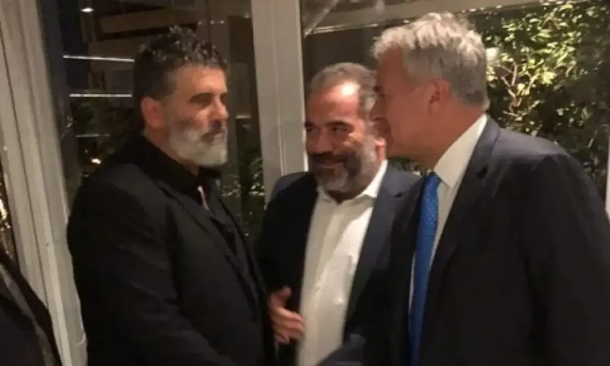 Ο Μύρωνας Χιλετζάκης έκανε και δημόσιες παρεμβάσεις το 2020 για να μη φύγει από το υπουργείο Αγροτικής Ανάπτυξης ο Βορίδης.