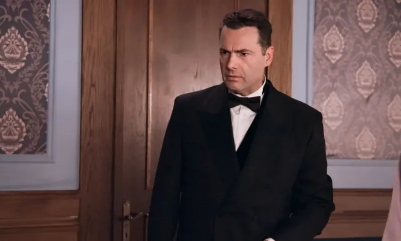 Grand Hotel spoiler: Αποκάλυψη που παγώνει – Ο Διονύσης παγιδεύει την Αλίκη και την οδηγεί στην καταστροφή