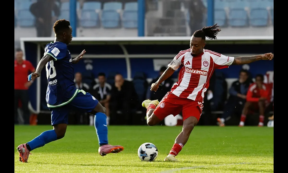 Ολυμπιακός και Κηφισιά αναμετρώνται στη Super League, με τους ερυθρόλευκους φαβορί αλλά τους φιλοξενούμενους έτοιμους να τα δώσουν όλα.