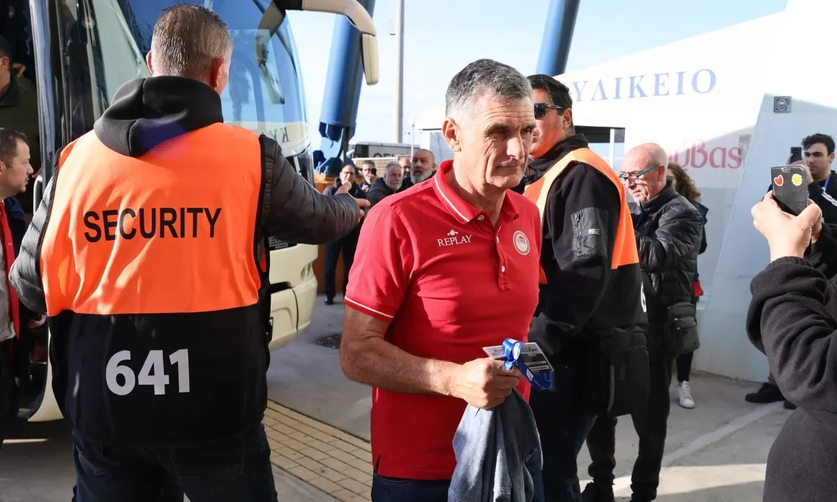 Ολυμπιακός – ΟΦΗ: Η ενδεκάδα του Μεντιλίμπαρ για το Super Cup Betsson με βασικό τον Ταρέμι και όλες τις επιλογές του Βάσκου τεχνικού.