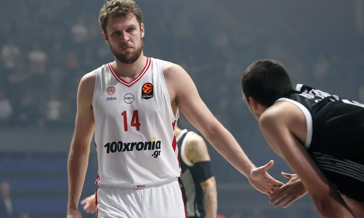 Ο Ολυμπιακός σάρωσε την Παρτίζαν με 104-66 στη EuroLeague. Μεγάλη εμφάνιση, Βεζένκοβ, Γουόκαπ και Μιλουτίνοφ σε πρώτο πλάνο.