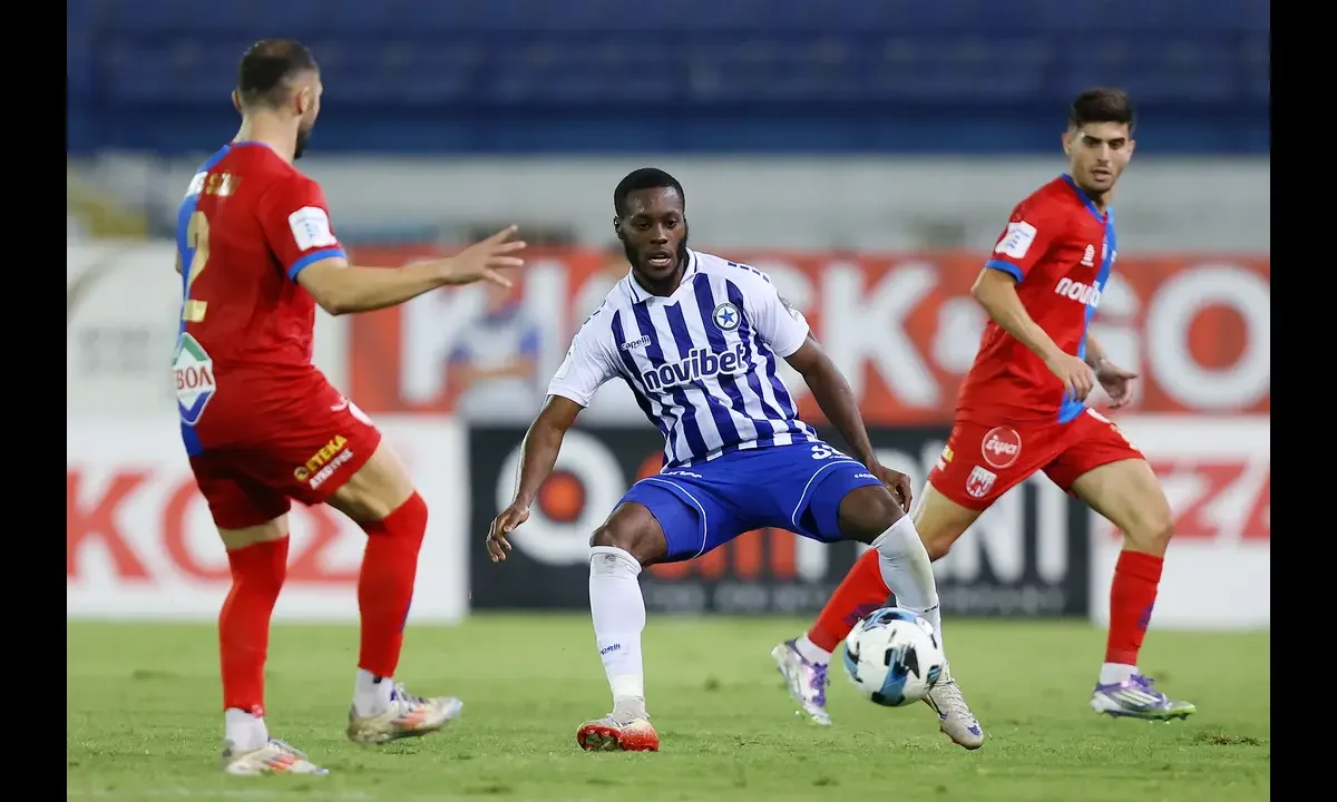 Βόλος - Ατρόμητος Αθηνών στη Super League, με ένταση, ρυθμό και κρίσιμες μονομαχίες, σε παιχνίδι που δοκιμάζει συγκέντρωση και αντοχές.