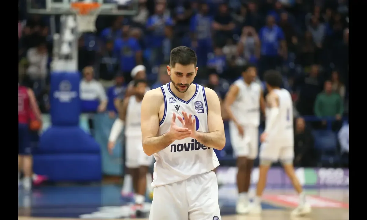 Ηρακλής - KB Πέτζα στο ENBL με ένταση, μάχες στη ρακέτα και σημασία στον έλεγχο του ρυθμού για το τελικό αποτέλεσμα.