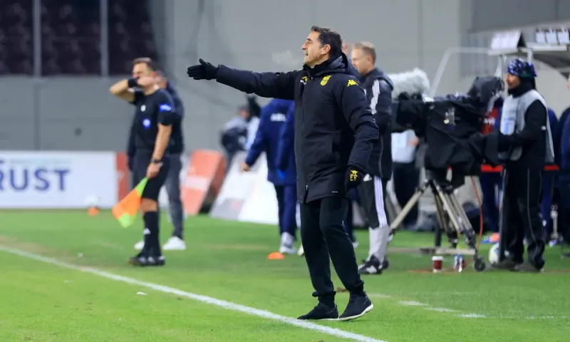 Άρης – Λεβαδειακός: Τα διλήμματα Χιμένεθ για την ενδεκάδα