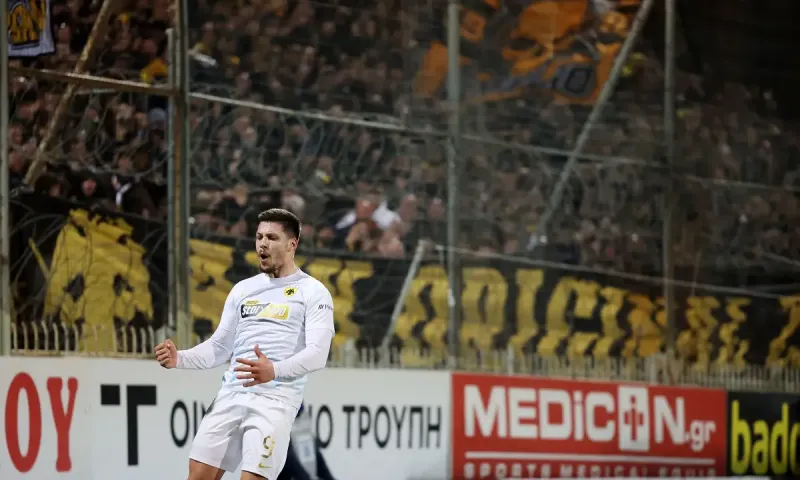 Αστέρας Τρίπολης - ΑΕΚ 0-1: Ο Γιόβιτς ζωγράφισε, ο Στρακόσα έσωσε και η ΑΕΚ πέρασε από την Τρίπολη
