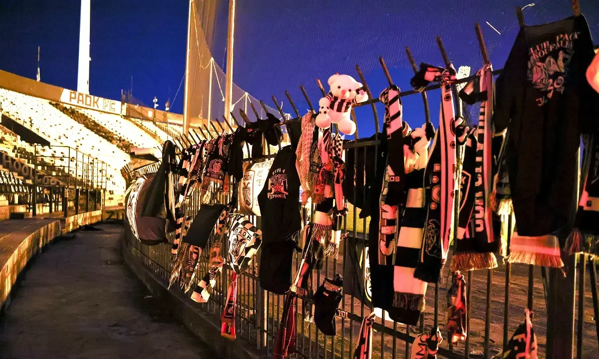 Ο ΠΑΟΚ και η Ελλάδα θρηνούν το χαμό 7 παλικαριών στο δρόμο της Ρουμανίας αλλά θέμα για το ματς δεν έθεσε η ΟΥΕΦΑ
