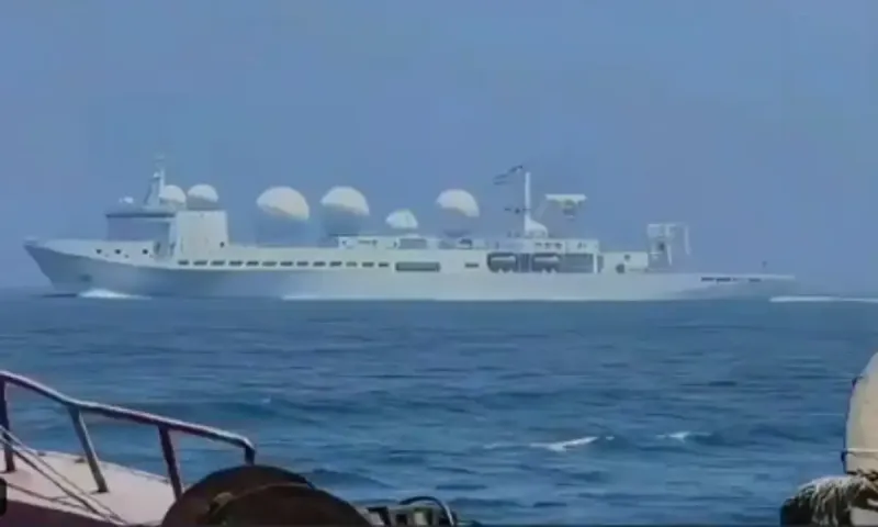 Η Κίνα αναπτύσσει πλοίο ηλεκτρονικής αναγνώρισης υπέρ του Ιράν