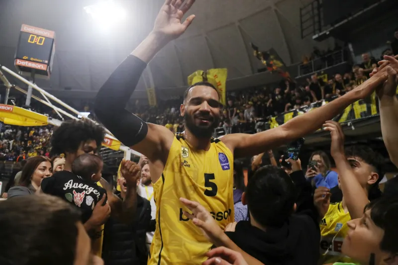 Ουνιβερσιτάτεα Κλουζ - Άρης: Σε ποιο κανάλι παίζει σήμερα ο αγώνας