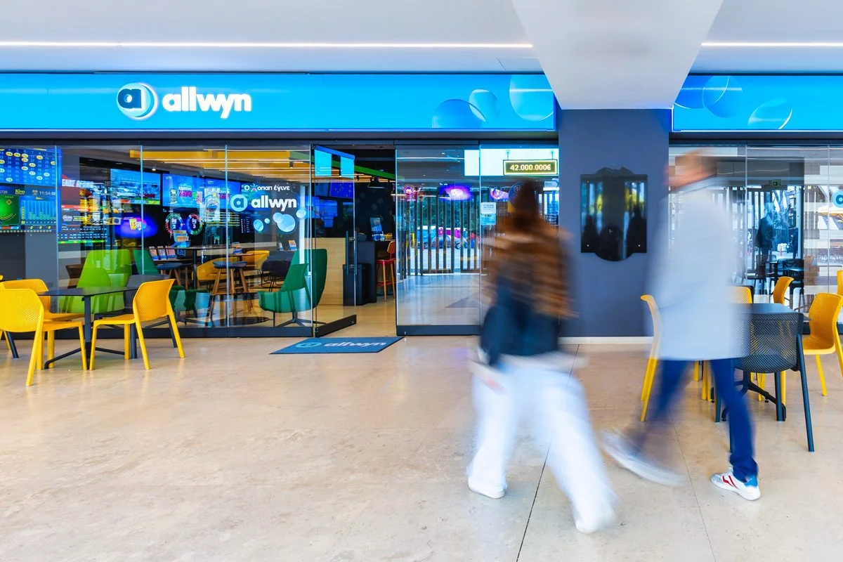 «Η Allwyn φέρνει ανάπτυξη και σιγουριά», λένε οι συνεργάτες του δικτύου καταστημάτων της εταιρίας για τη νέα εποχή.