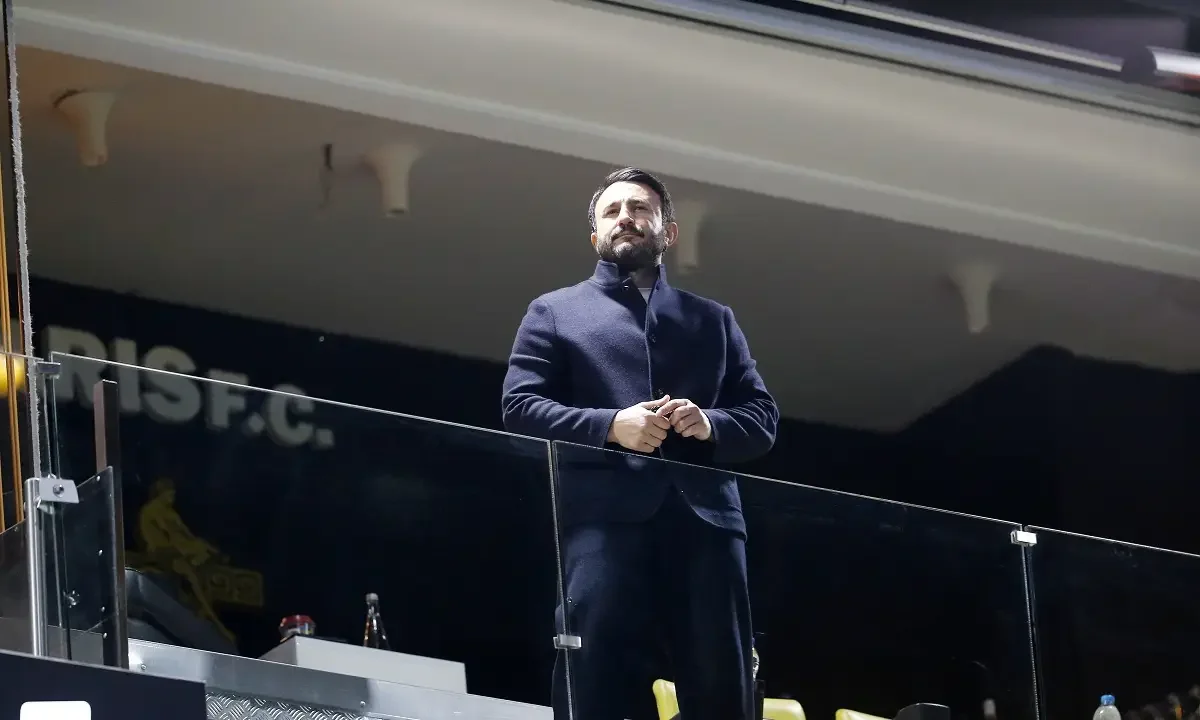 Πόσους προπονητές έχει αλλάξει ο Καρυπίδης στον Άρη και πόσα έχει ξοδέψει σε μεταγραφές