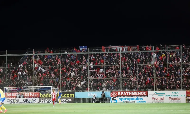 Ολυμπιακός: Χιλιάδες φίλαθλοι στη Λιβαδειά
