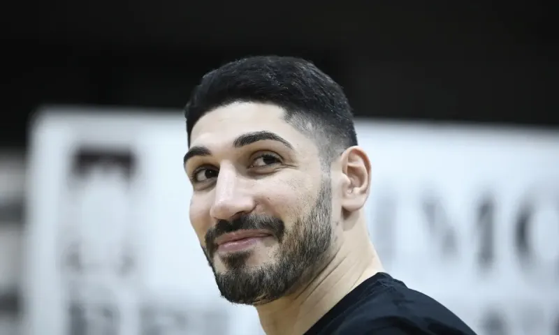 Ο Καντέρ τα έχωσε χοντρά στον Αταμάν - «Άκουσα πως υπάρχουν πολλές φήμες πως θα τον απολύσουν»