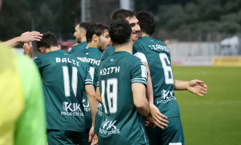 Κωστής για ΠΑΟΚ και Ολυμπιακό, Τσάπρας για Παναθηναϊκό και Ολυμπιακό, αλλά ο Κομπότης το ξέκοψε!