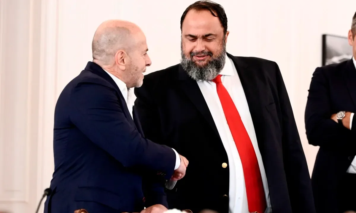 Ανατροπή στις αθλητικές εκπομπές της Κυριακής. Η Super Μπάλα Live του MEGA πέρασε τη Monobala του ΣΚΑΪ στο δυναμικό κοινό.