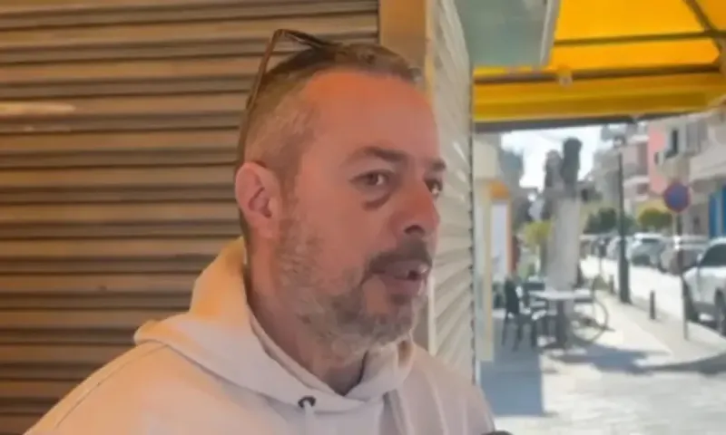 Φρίκη με την ανεξέλεγκτη δράση των Ρομά που επιτέθηκαν σε περιπτερά στη Γαστούνη - «Έκλεισα το περίπτερο γιατί κινδυνεύει η σωματική μας ακεραιότητα»