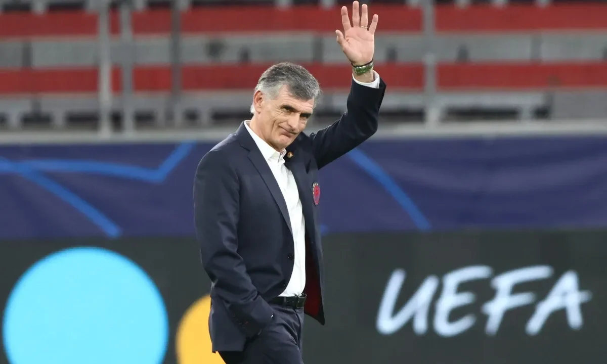 Λεβερκούζεν - Ολυμπιακός : Απίστευτο αυτό που έκανε ο Μεντιλίμπαρ με την ενδεκάδα