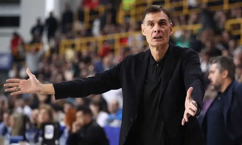 Ολυμπιακός: Το μεγάλο λάθος με το ρόστερ, πόσο φταίει ο Μπαρτζώκας
