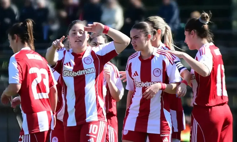 Ολυμπιακός Γυναικών: Το 11 στα 11 με 5-0