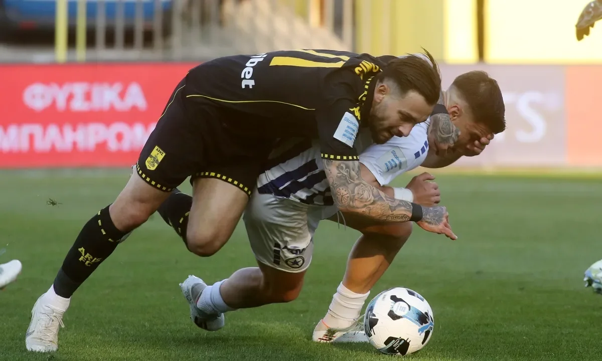 aris, apousies, kartes