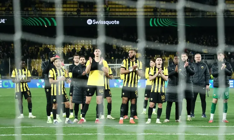 Γιούχα στη Νέα Φιλαδέλφεια στους παίκτες της ΑΕΚ