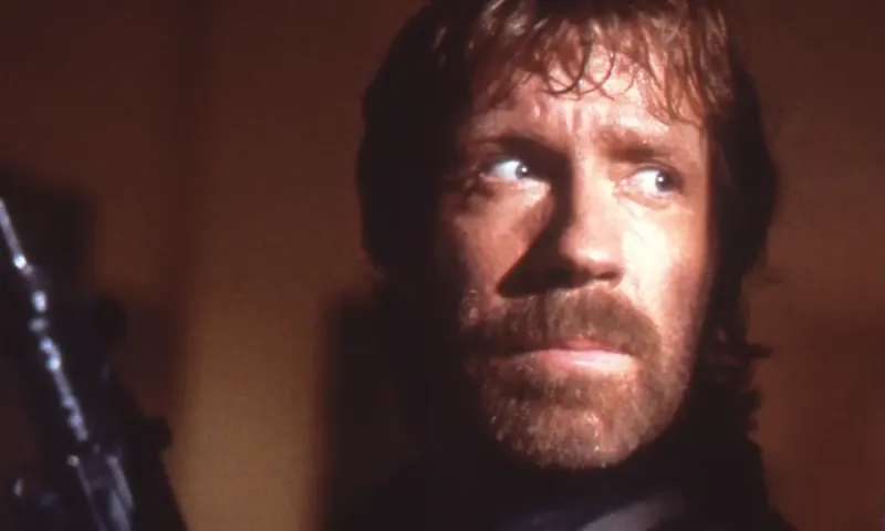 Chuck Norris: πέθανε στα 86 του αφήνοντας πίσω του μια τεράστια κληρονομιά