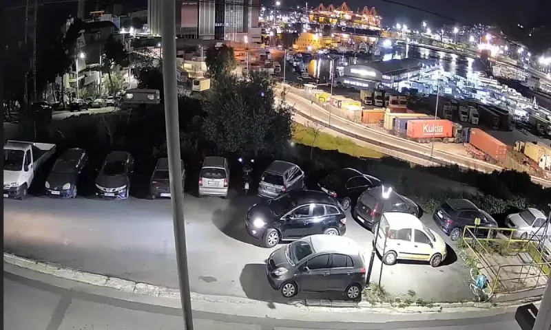 ΠΡΟΣΟΧΗ: Έτσι κλέβουν καταλύτες σε λίγα δευτερόλεπτα – Βίντεο ντοκουμέντο από το Κερατσίνι 