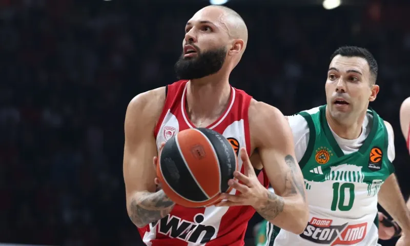 Εθνική εορτή με τρίποντη απόδοση στην Interwetten!