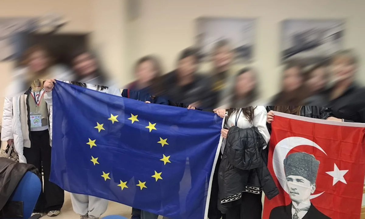 Ελασσόνα τουρκική σημαία περιστατικό