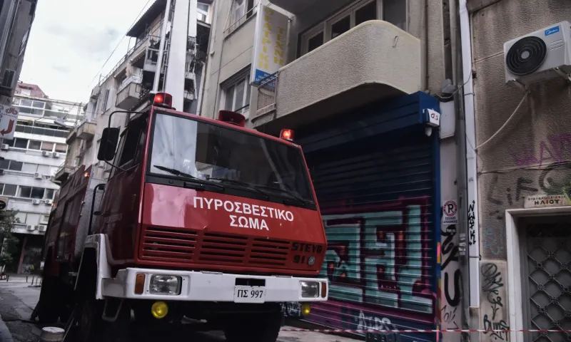Θεσσαλονίκη: Φωτιά σε κατάστημα εστίασης 