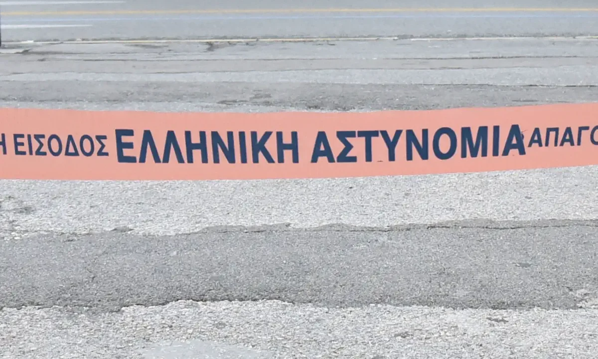 Δύο νεαροί μεταφέρθηκαν στο νοσοκομείο μετά από καταγγελλόμενη επίθεση ομάδας περίπου 20 ατόμων στο Κορωπί.