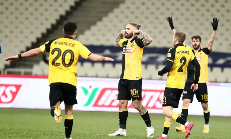 O Λιβάγια έγραψε ιστορία στη Χάιντουκ